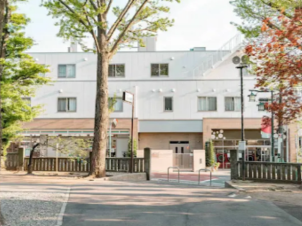 【東京都杉並区／新高円寺駅徒歩12分／定員60名】年間休日126日／借り上げ社宅あり／あたたかい家庭のような園♬