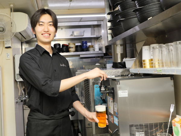 【アルバイト/キッチンスタッフ：極薄ラムしゃぶ専門 工藤羊肉店 本店】極薄の絶品ラムしゃぶが人気のお店☆≪裏方キッチン募集≫お肉の盛付けや洗い物などカンタン作業メイン☆飲食のキッチンだけど、清潔を保てるならネイル・髪型・ピアスOK◎月に10日以上勤務で【3000円】の手当あり！2週毎のシフト作成・週2日～OK！