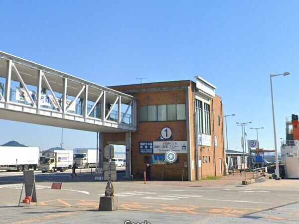 切符売り場のトイレ清掃
