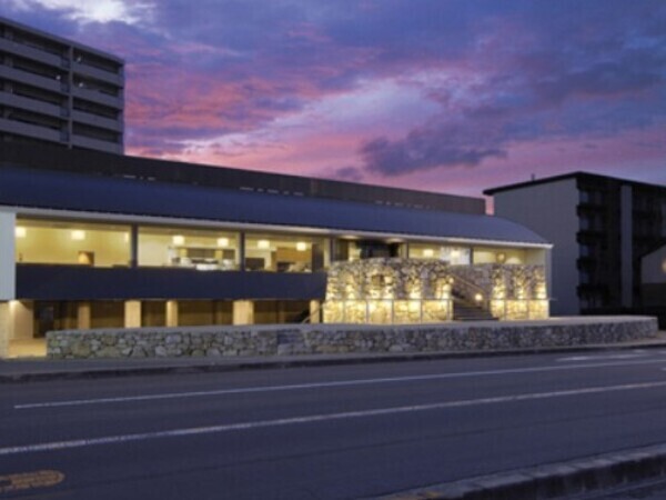 飲食店の開店前清掃スタッフ　（一鶴　中府店）　◆清掃スタッフ◆　◆Ｗワーク可◆　◆車通勤可◆　