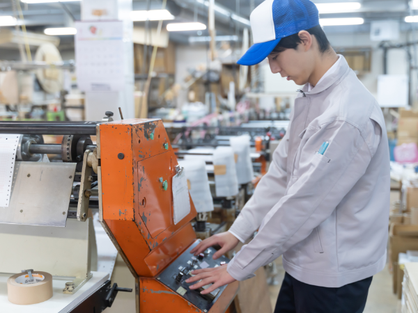 【御嵩町】　未経験からモノ作りを楽しめる職場♪将来、正社員へのステップアップもできます→実績多数♪