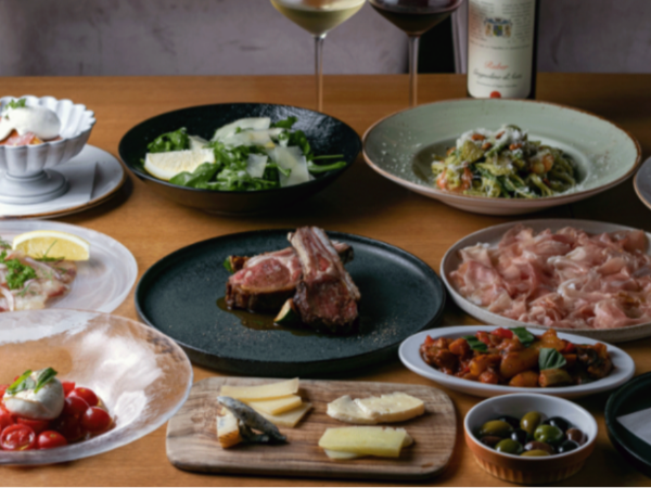 ★都営線小川町駅 徒歩5分★【正社員／キッチンスタッフ募集】働きながらスキルUP★昼も夜も馴染む一軒家トラットリア《日月（ひづき）》｜厳選食材と旬にこだわる直球の王道イタリアン｜月8日公休＆充実の福利厚生＆昇給年2回も可／資格取得支援万全／家賃補助／独立目指す方応援します！