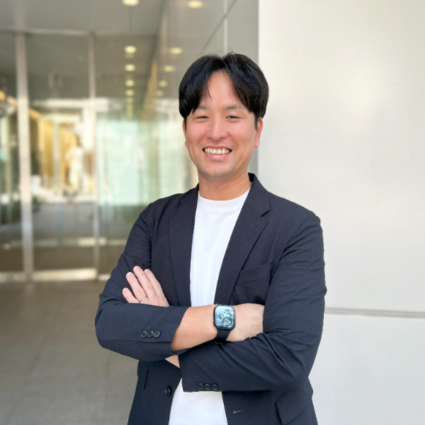 営業部営業第一課/課長/H .OTOO