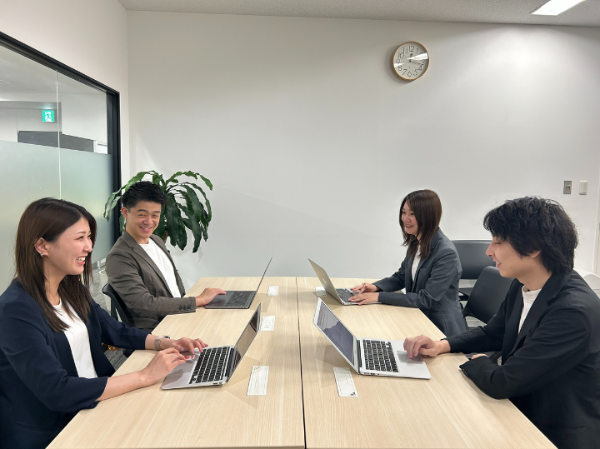 「教える」よりも「考えさせる」プロであれ