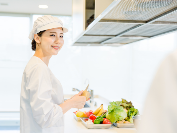 勤務日数の相談可能◎ 日祝休みの調理師求人です！