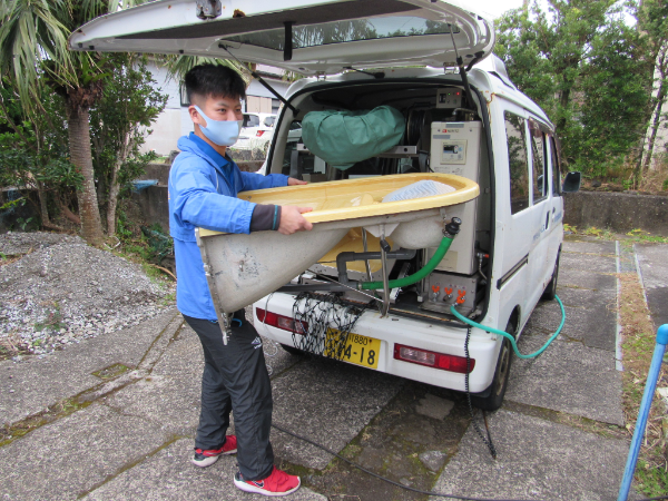 車いすの方や高齢者の方を運ぶなど
力を使う仕事もあります