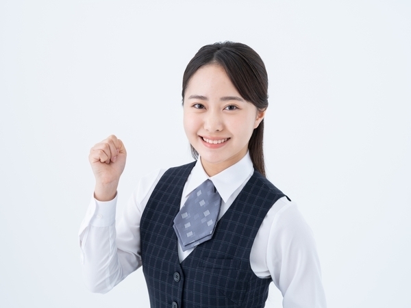 【一般事務｜正社員】■業界未経験可■正社員経験なしOK■年間休日120日以上■賞与年3回