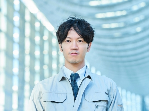 【契約社員｜製造スタッフ】■業界未経験可■年間休日120日以上■土日祝休み■転勤なし■車通勤可