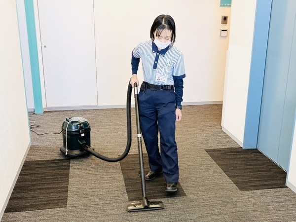 建物がきれいになると達成感があり、
お客様から感謝の言葉もいただけます。