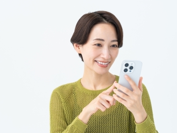 業務報告は貸与端末から！
簡単操作で安心！