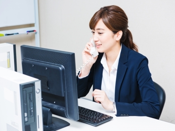 オフィスに出社し
各訪問先に移動します!