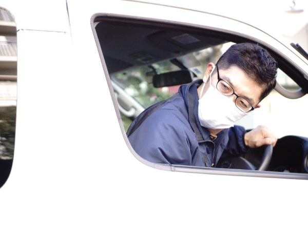 ★髪色・カラコン・ピアス・ネイル自由★運転で利用者様の暮らしをサポート！安心・安全をお届けします。