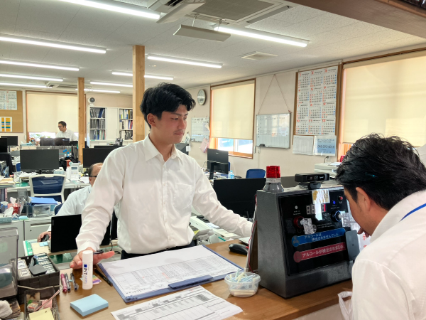 チームで協力しながら楽しく働けます！