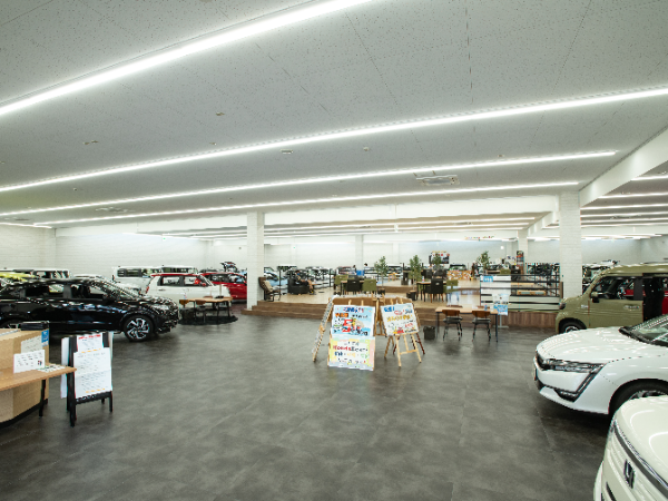 【津高茶屋地区】営業事務職(CA)/年間休日115/店舗内受付業務