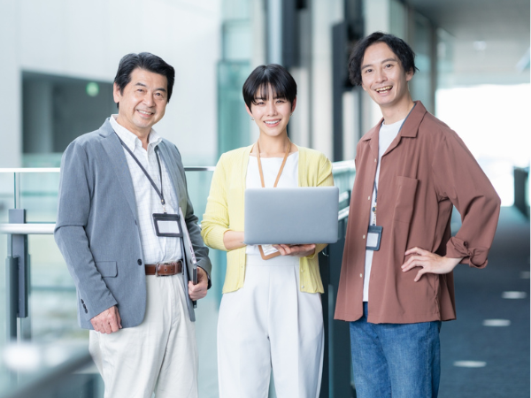 時給1,500円以上／安定！大手企業でシステム運用監視！シフト制＠門前仲町