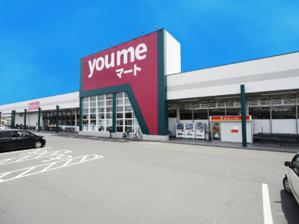 精肉コーナースタッフ