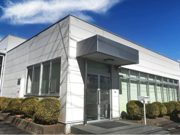 【つくば市/正社員/施工スタッフ】◆業界・職種未経験OK◆月給30万円～＋各種手当◆充実の福利厚生◆奨学金返済支援制度あり◆産休・育休取得実績あり◆賞与年2回◆奨励金、随時昇給あり◆勤続年数長い方も多数◆イチから手に職をつけるチャンス！