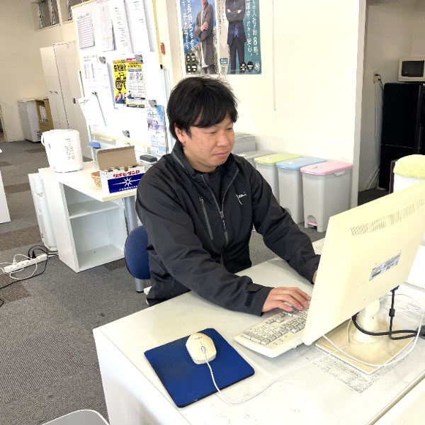 課長/千明　孝郎