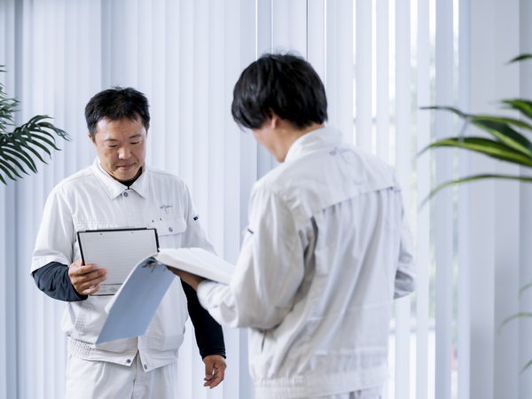 年間を通して安定した業務量。提携先の多さが安心感につながる。