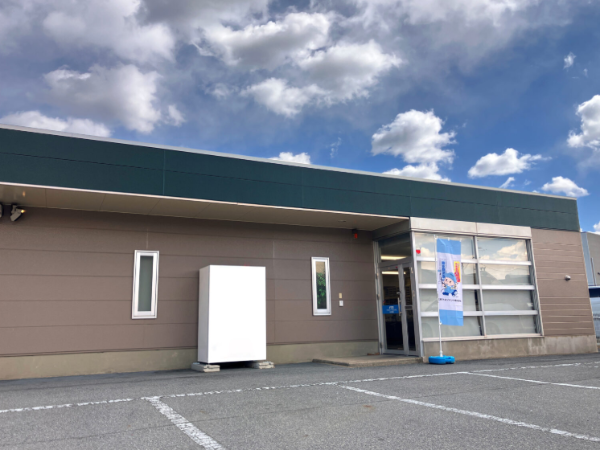 【松本市/正社員/営業スタッフ】◆固定給30万円～＋インセンティブ＋諸手当あり◆営業未経験でも歓迎◆ノルマなし×インバウンド営業で始めやすい◆年末年始・夏季休暇も充実◆奨学金返済支援制度あり◆車通勤OK＆寮完備で安心◆結婚・出産祝い金あり！