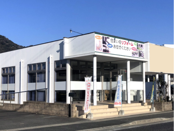 【たつの市/正社員/営業スタッフ】◆固定給30万円～＋インセンティブ＋諸手当あり◆営業未経験でも歓迎◆ノルマなし×インバウンド営業で始めやすい◆年末年始・夏季休暇も充実◆奨学金返済支援制度あり◆車通勤OK＆寮完備で安心◆結婚・出産祝い金あり！