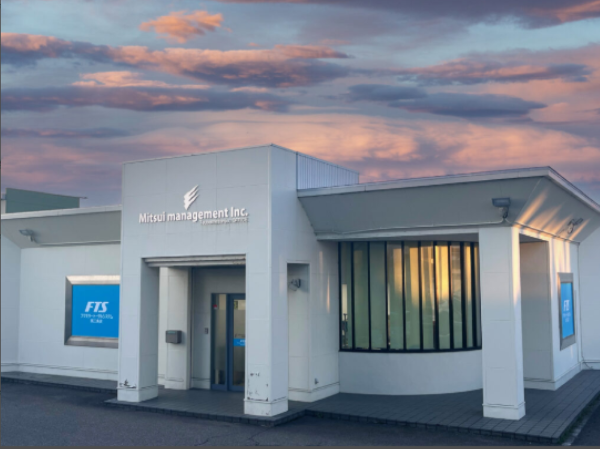 【三条市/正社員/工事スタッフ】◆業界未経験OK◆月給30～50万円＋各種手当◆充実の福利厚生◆奨学金返済支援制度あり◆産休・育休取得実績あり◆賞与年2回◆奨励金、随時昇給あり◆勤続年数長い方も多数◆イチから手に職をつけるチャンス！