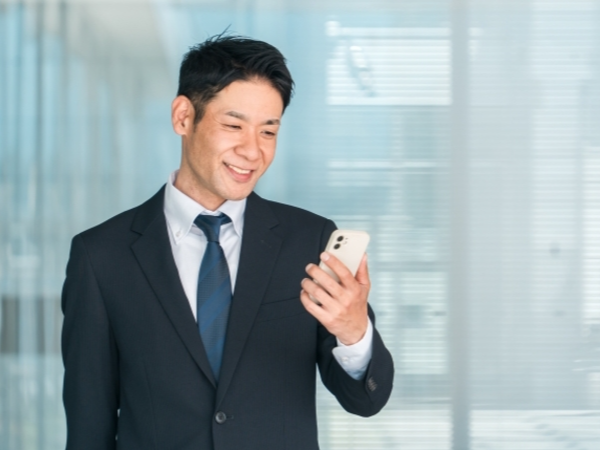 【業界未経験OK】昇給・賞与年4回/ヘッドハンター