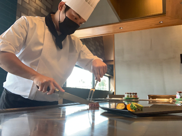 沖縄宮古島の鉄板焼きレストラン 鉄板焼き【ユキシオステーキ】 正社員スタッフ募集!! 鉄板焼き経験者限定求人!! 株式会社南の島レストラン