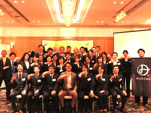 日本全国、遠くは海外のお客様にまで『なくてはならない商品』をお届けする手助けをするのが役目