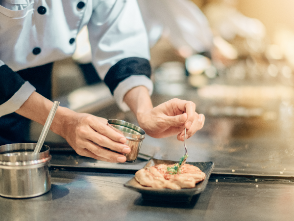 調理 正社員 おしゃれなハワイアンレストランで調理スタッフを募集 充実の福利厚生 正社員の募集求人 飲食店専門 転職エージェント ペコ