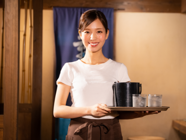 ホール 接客 祇園四条 京都河原町駅すぐ 人気の本格韓国料理店 正社員の募集求人 飲食店専門 転職エージェント ペコ エージェント 転職 ホール 接客 祇園四条 京都河原町駅すぐ 人気の本格韓国料理店 正社員の募集求人 飲食店専門 転職エージェント ペコ エージェント 転職