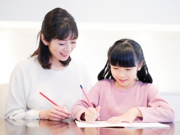 【週2日～OK/教員免許・塾経験者歓迎！！】こどもの宿題などの勉強を見てあげてください☆パート・アルバイト マーブル府大前アカデミア