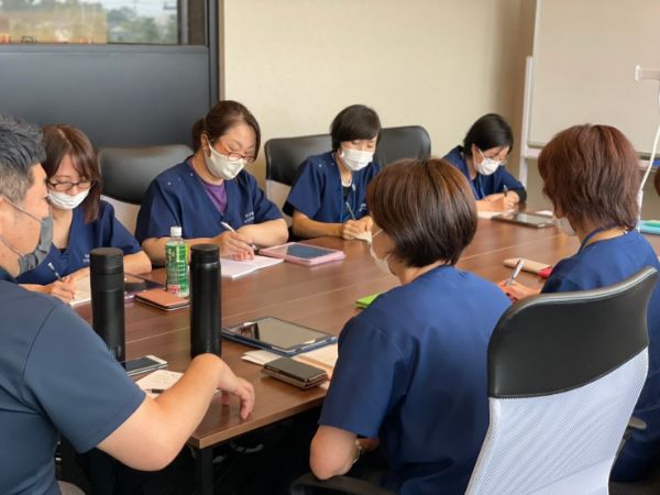 ◆ 社内研修と教育制度 ◆