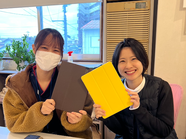 一人一台、ｉＰａｄ支給
出先で書類作成可能で効率的に♪