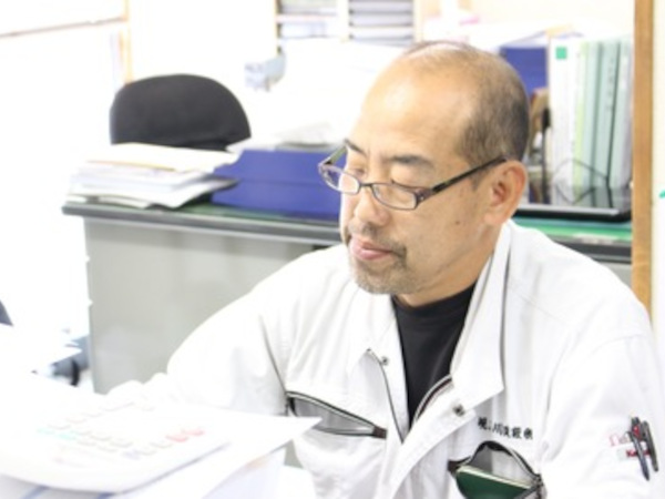 先代社長からの誘いで入社