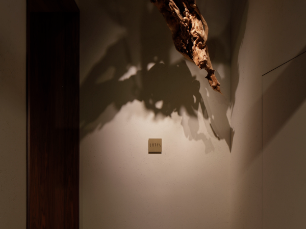 お客様をお出迎えするエントランスです