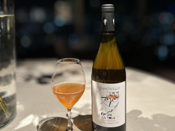 ソムリエの募集です。
