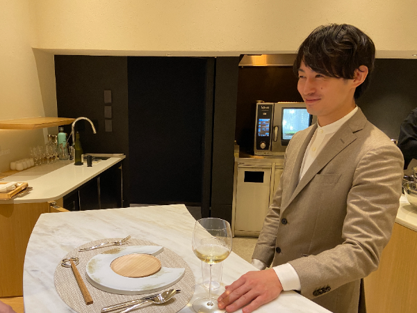 ホスピタリティをもって
お客様に最高の時間をお届けします