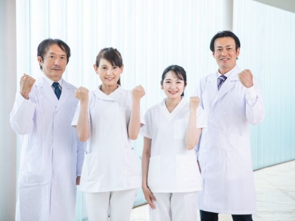 特別養護老人ホーム養生訓園「介護士募集◆正社員◆資格不要◆未経験歓迎◆賞与年2回◆昇給あり◆福利厚生完備◆交通費全額支給◆有給取得推奨◆残業少なめ◆丁寧な研修制度◆長期安定して働ける」