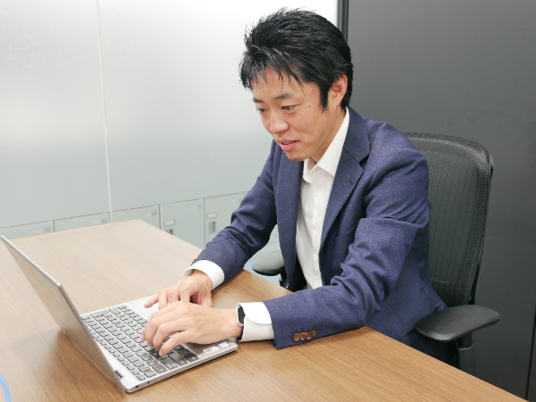 30代半ばを迎えまったく新しいことに挑戦したいと思い、ここに来ました。