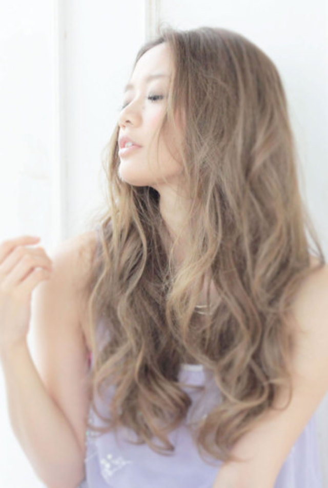 浮かない、けれど、“無造作で外国人風”を目指していきましょう！