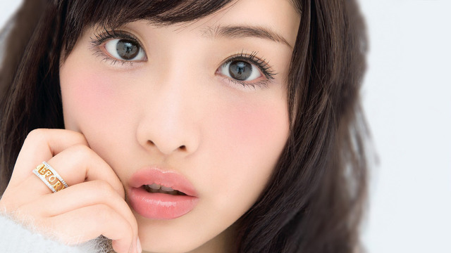 「石原さとみ 唇」の画像検索結果