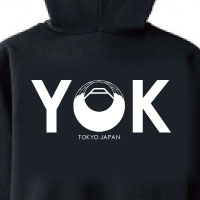 YANAKIKU | 家紋ジップパーカー(黒)