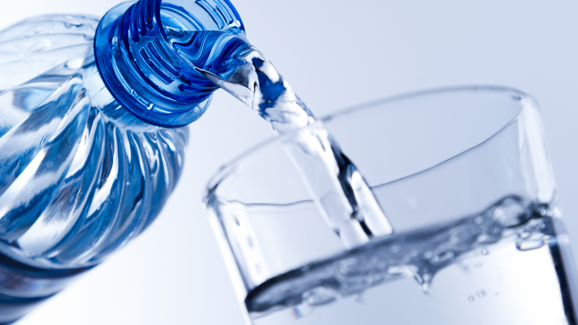 「正しい水分補給」で巡りと代謝を整えるヒント