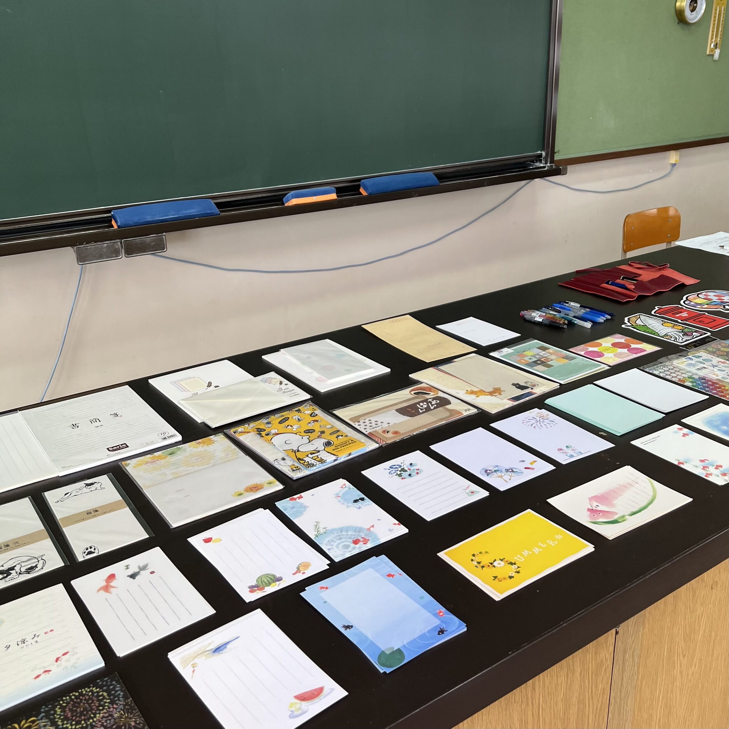 中学生と「暑中見舞い」を書く手紙の授業を行いました|鳥栖市立基里中学校