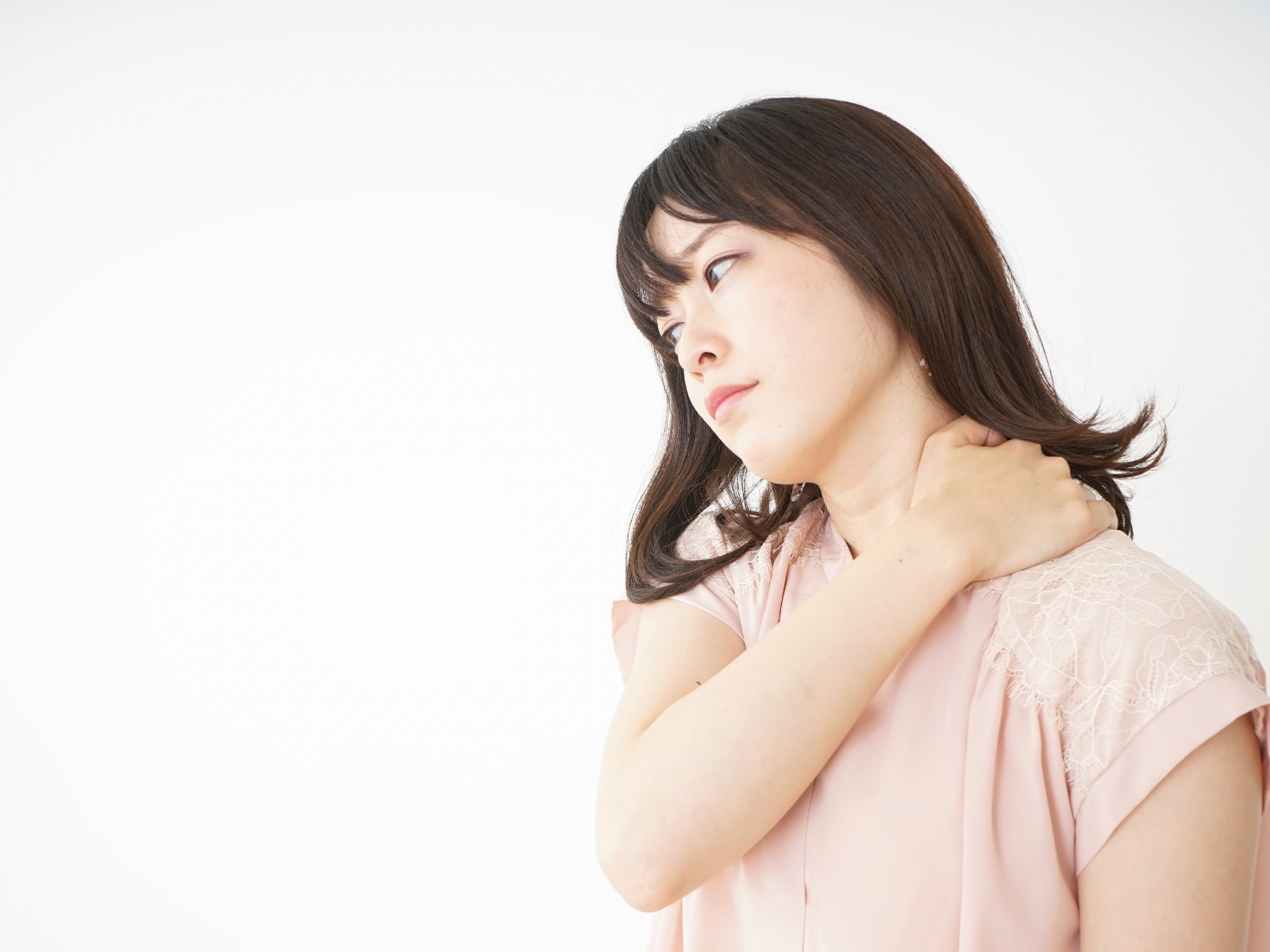 抱っこで肩がバキバキになる本当の理由とは？