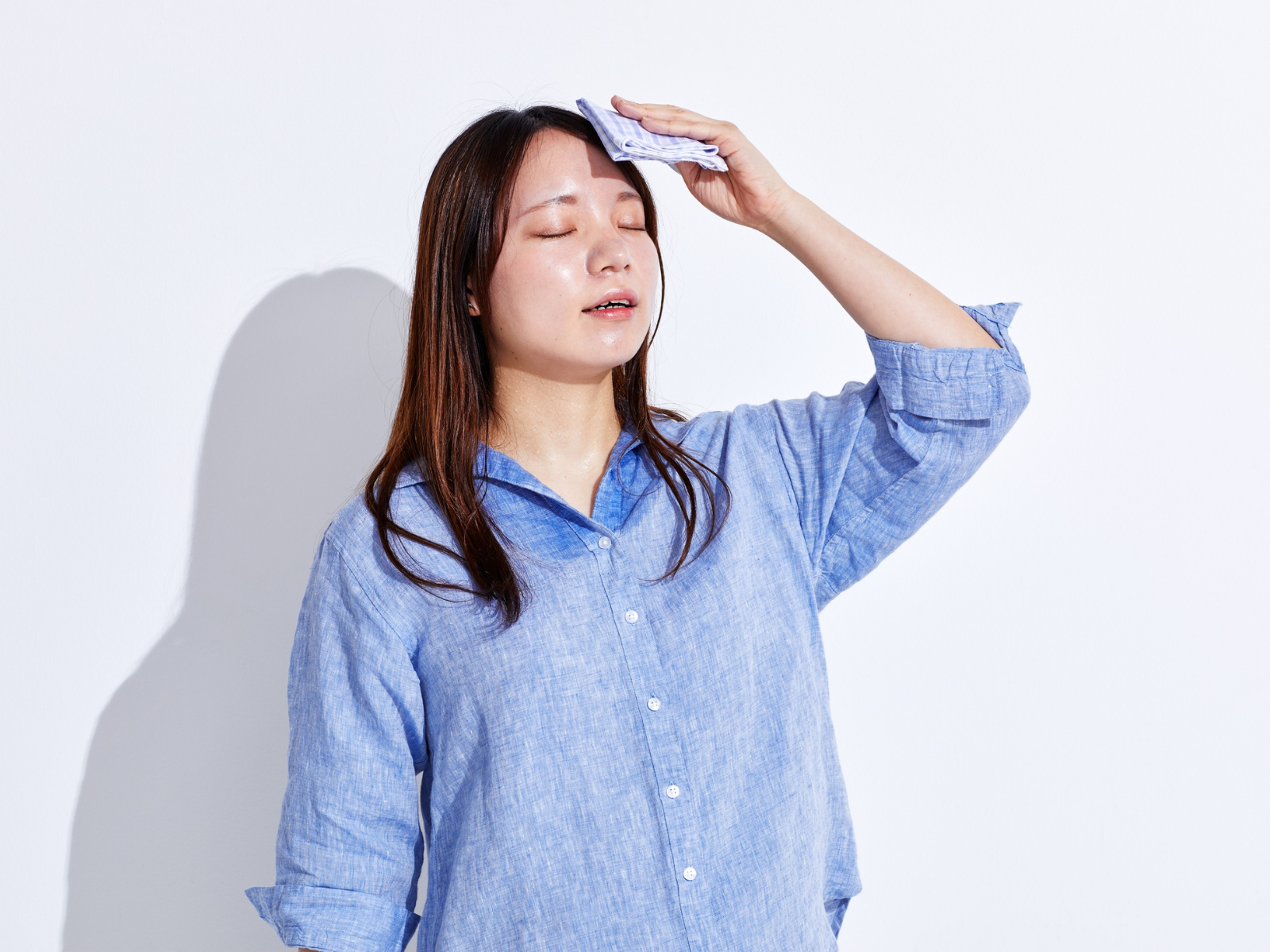 夏に体がだるい原因はエアコン？冷えと自律神経の関係を解説