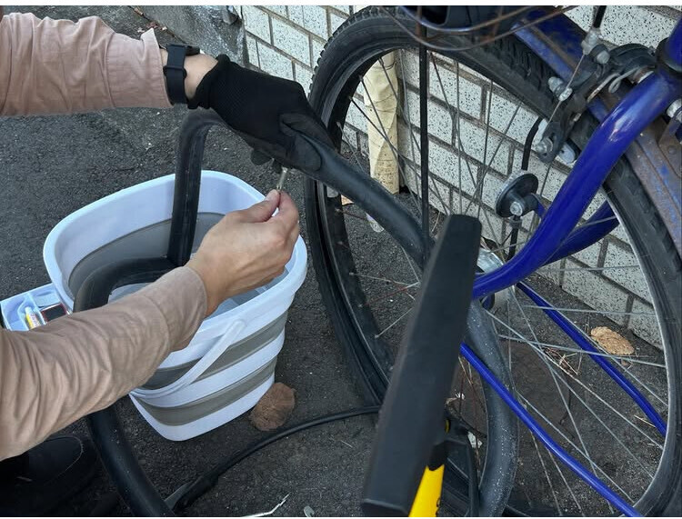 門司港シェア自転車、パンク修理完了！