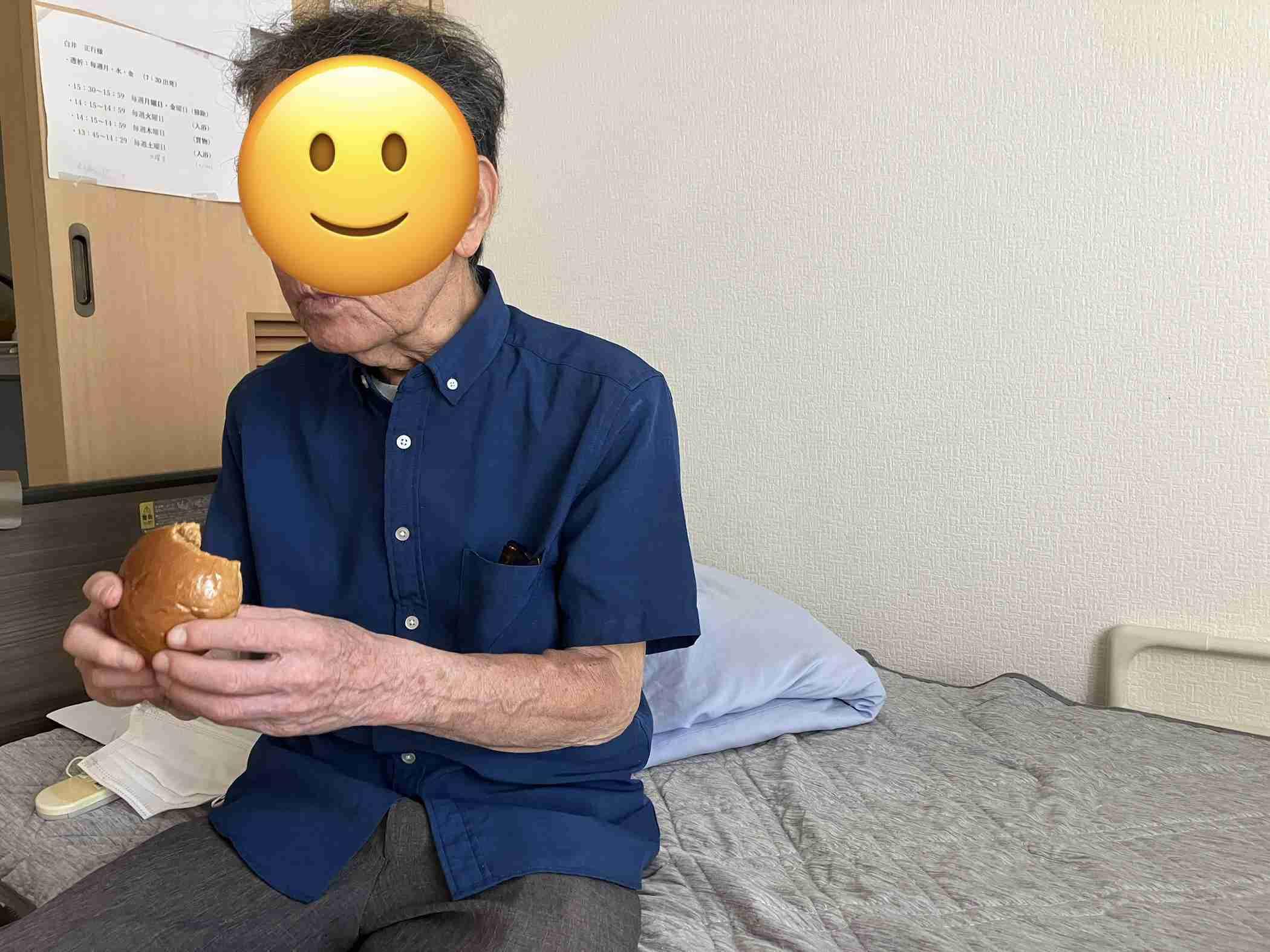 ◆銀行付き添い後の菓子パン（大阪市：令和８年７月）