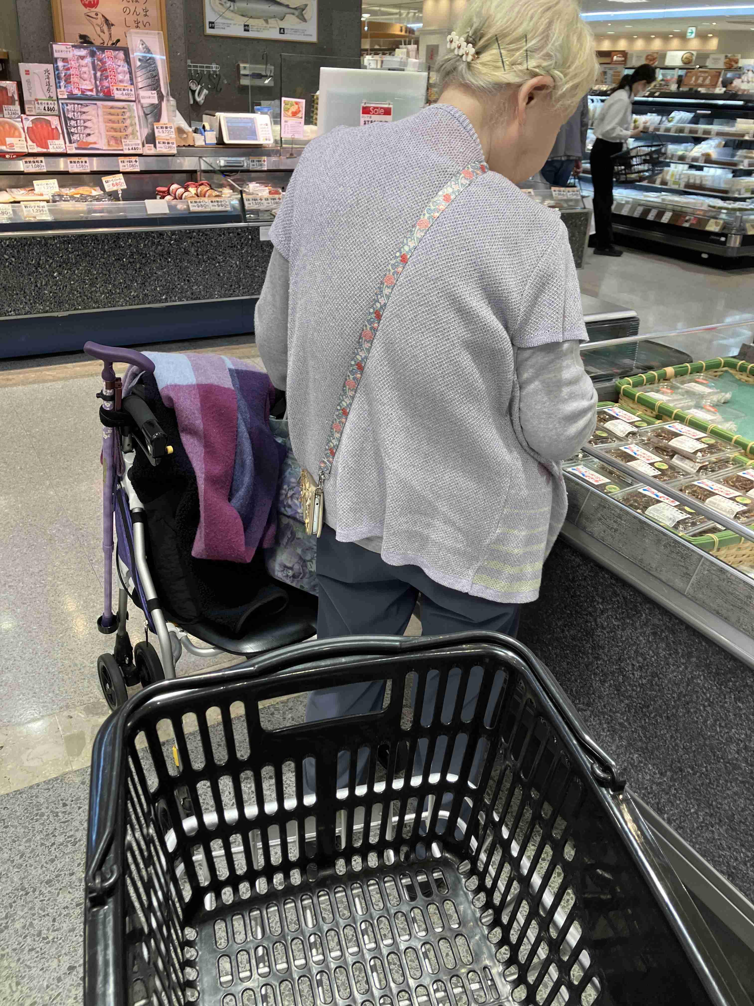 ◆買い物付き添い（池田市：令和８年４月）